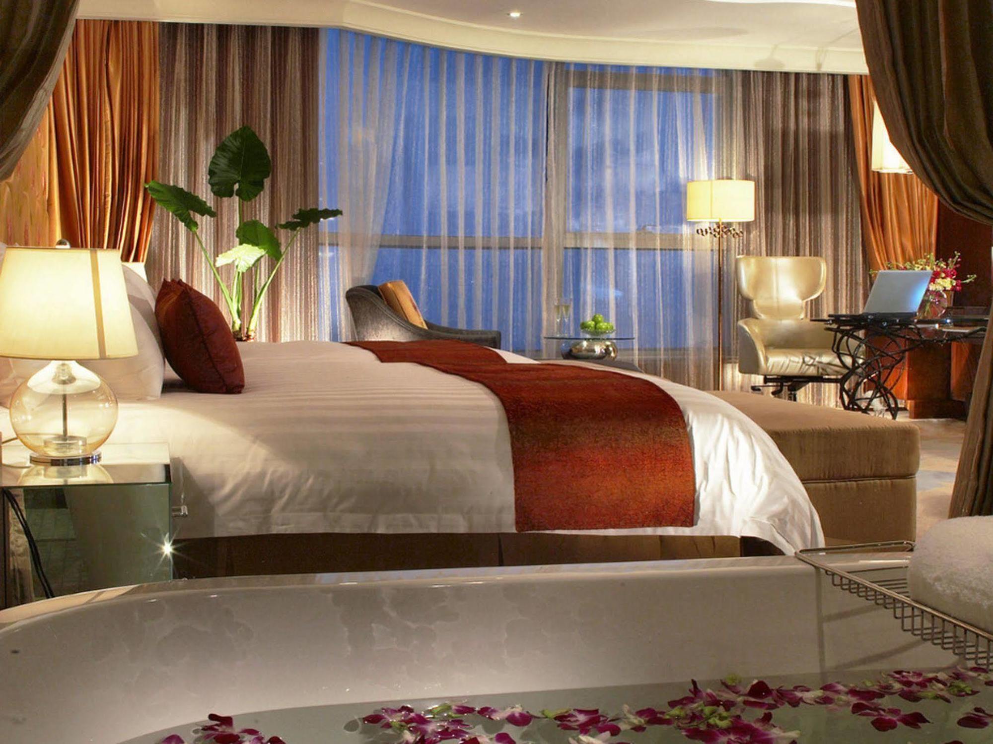 New Century Grand Hotel Ningbo Esterno foto